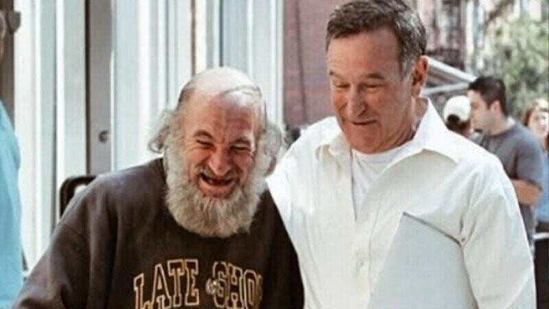 Zelda Williams Remembers How Her Dad Robin Made All His Movies Hire Unhoused People