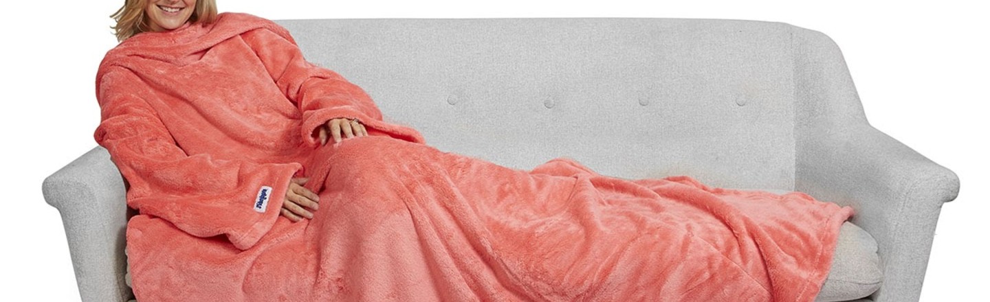 This Blanket Is Bigger Than A Snuggie And It's Just In Time For Christmas