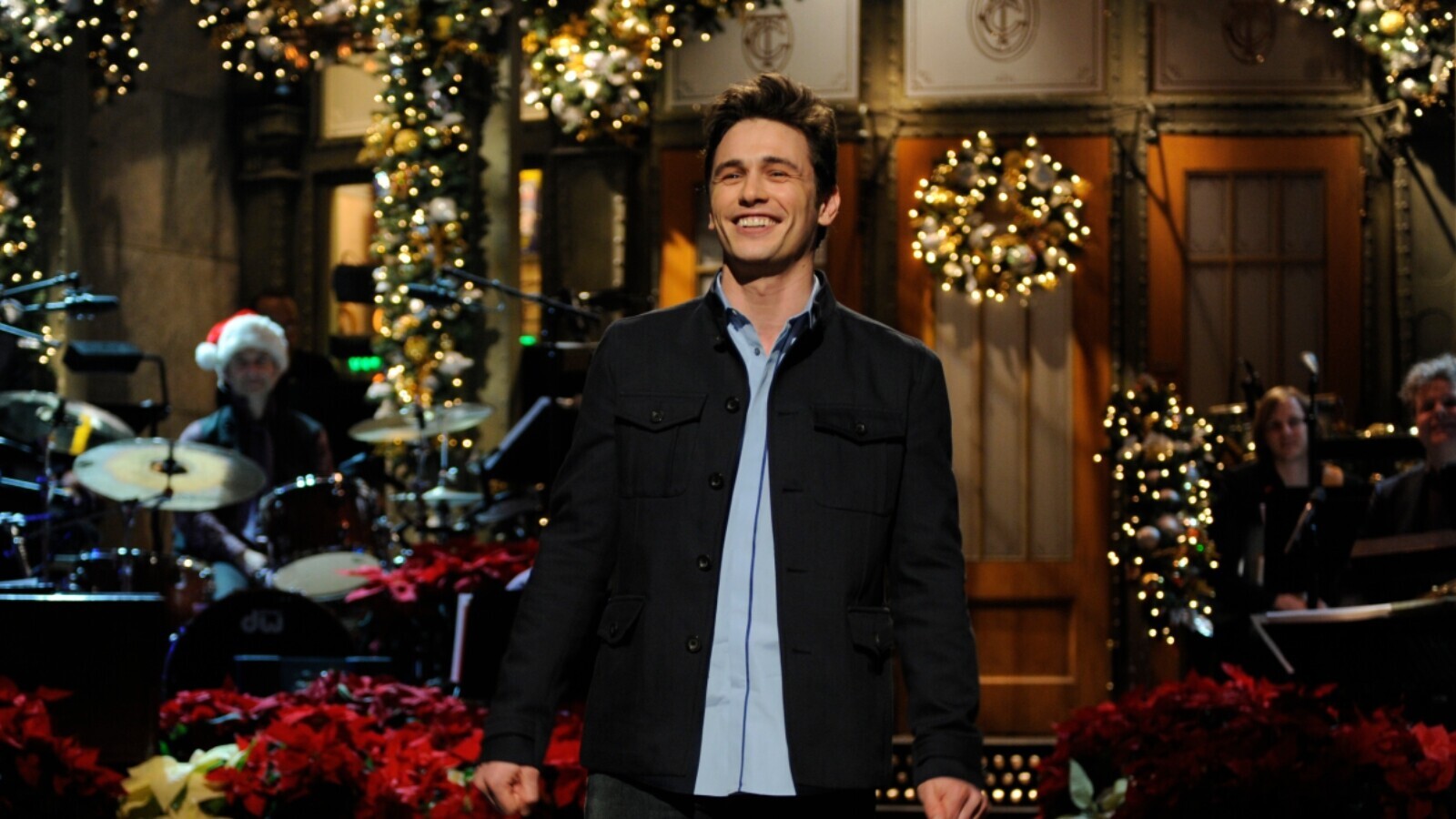 ‘SNL’ Fans Try to Guess the Host Who Amy Poehler Says Fell Asleep Mid-Sketch