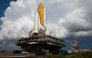7 Awesome Images That Will Make You Mourn The Space Shuttle
