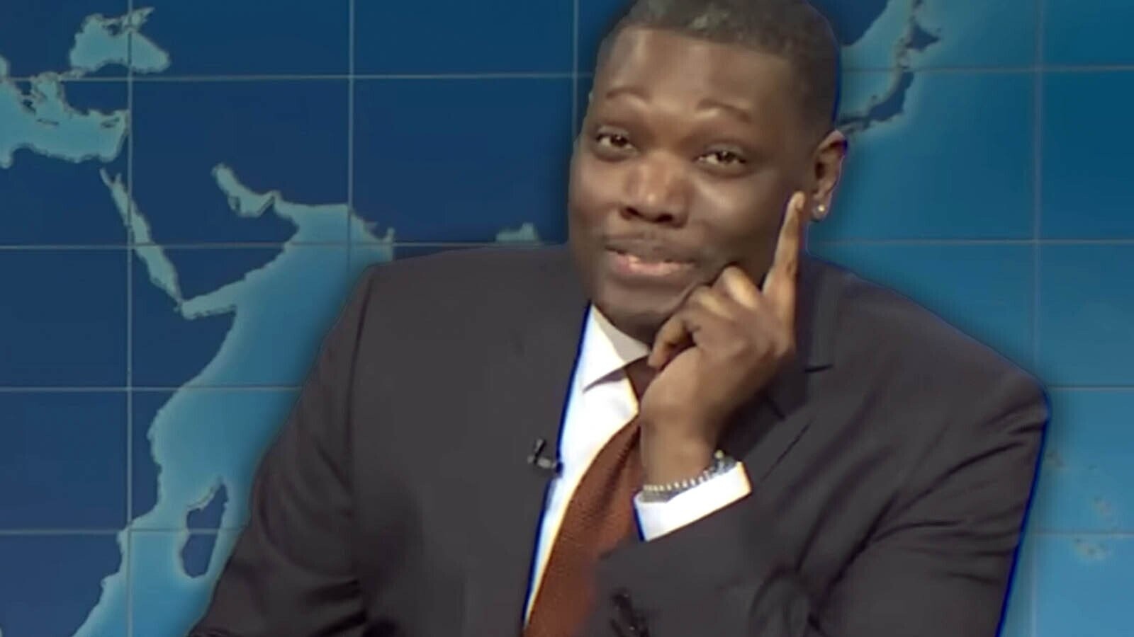 Michael Che Has Different Take on Comedians Speaking Their Minds