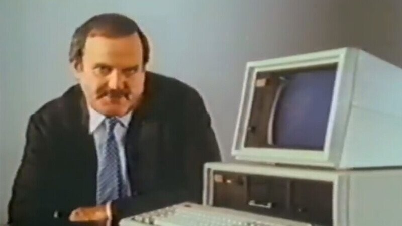 John Cleese Threatens to Leak Emails That Will Damage Eric Idle’s Credibility
