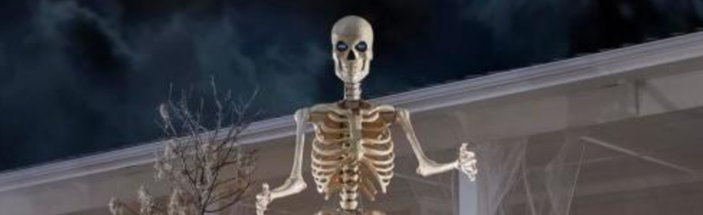 Home Depot's 12-Foot-Tall Yard Skeleton Is A Big Mood