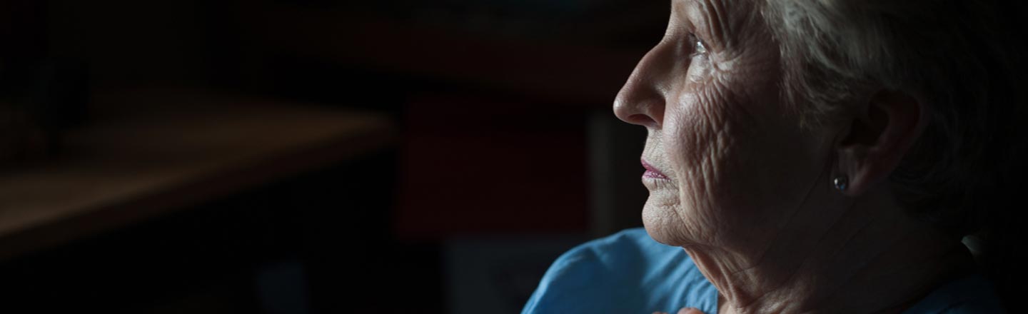 5 Reasons Growing Old In 2010's Is A Total Nightmare