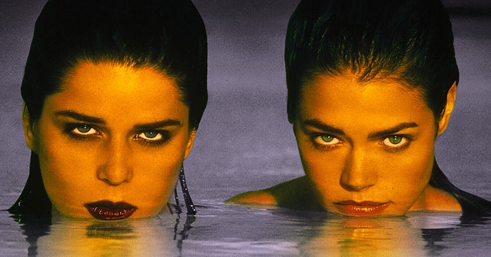 25 Trivia Tidbits About ‘Wild Things’ on Its 25th Anniversary