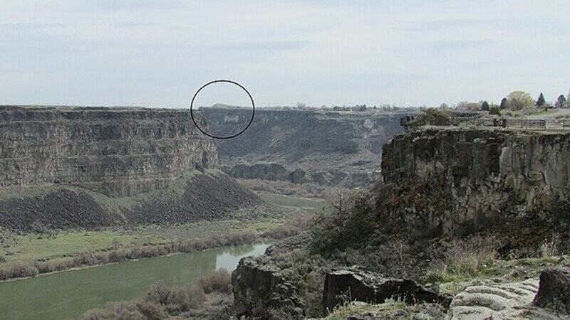 45 Random Trivia Tidbits That Successfully Jumped Snake River Canyon in A Skycycle X-2 Rocket