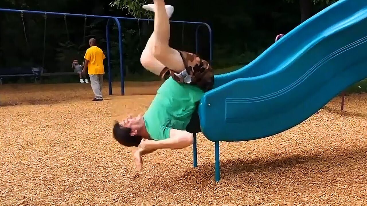 Photos Where Everyone is All Brawn and No Brains