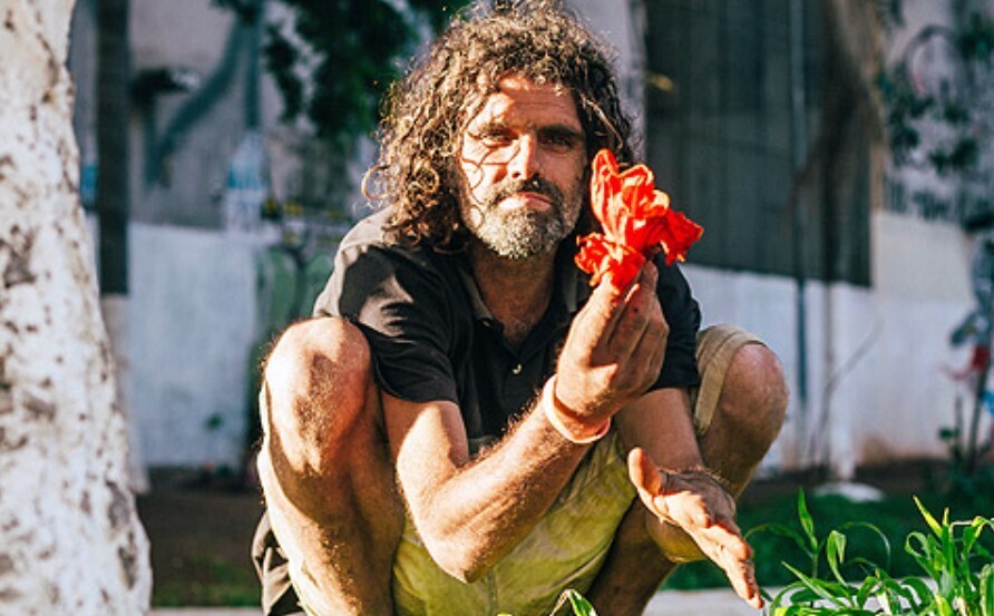 What 15 'Weird Neighbors' Did to Earn Their Title