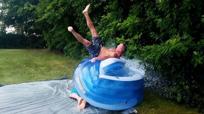 Photos Where Everyone is All Brawn and No Brains