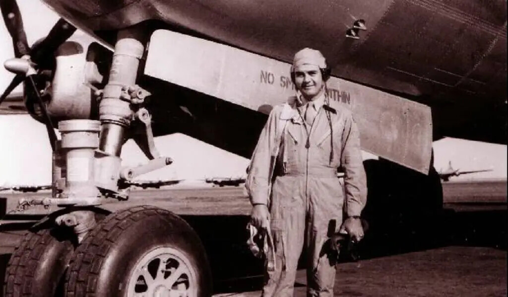 The Story of the Man Who Dropped the Bomb: Paul Gibbets