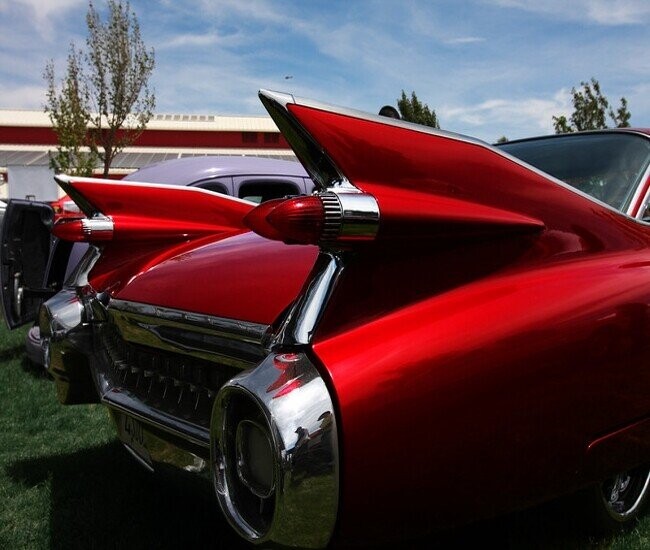 17 Pics Of Old Cars That Look Like They’re From Mars