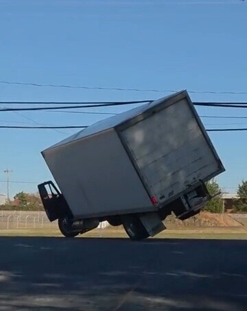 20 Photos Where Nobody is Bringing Their A-Game