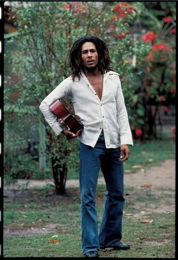 Bob Marley in Photos Seen from the Beginning
