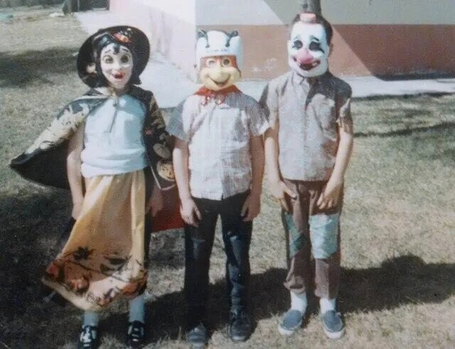 Vintage Halloween Looks That No Longer Make the Cut