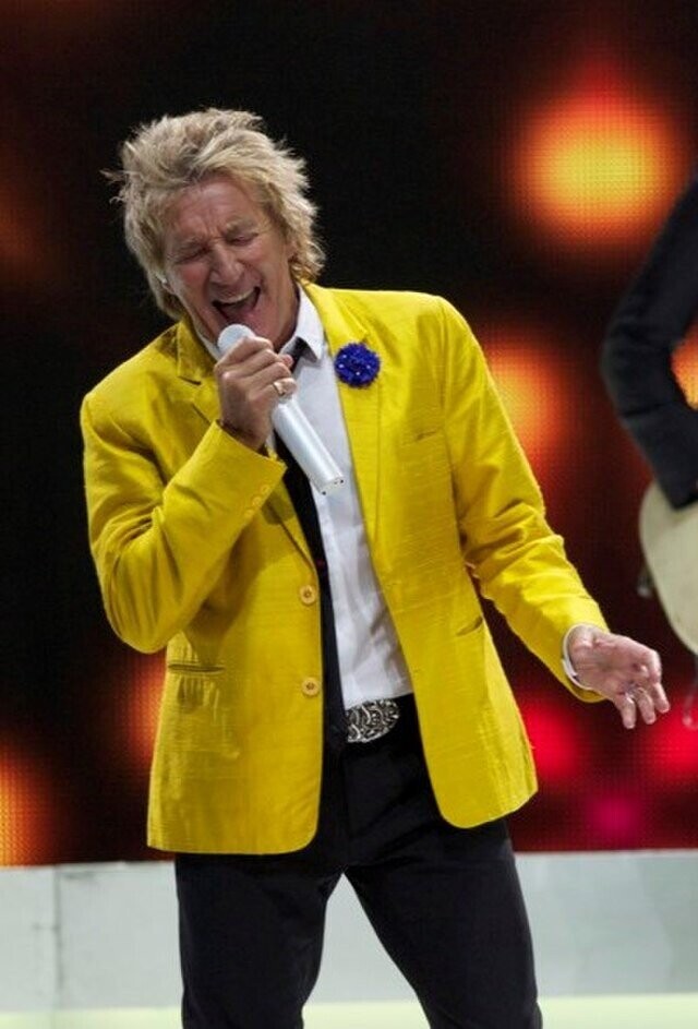 Fun & Weird Rod Stewart Pics & Tracks Over the Years