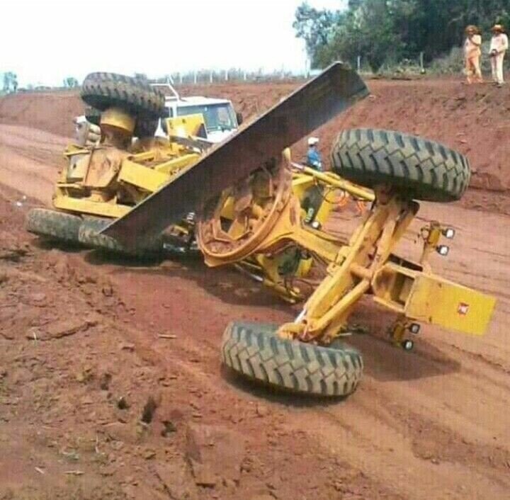 Photos Where No One Should Be Using Heavy Machinery