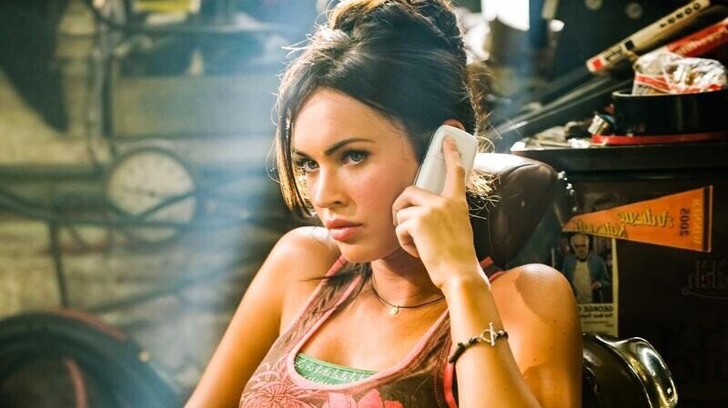 The Weirdest Jobs Celebrities Had Before Hollywood