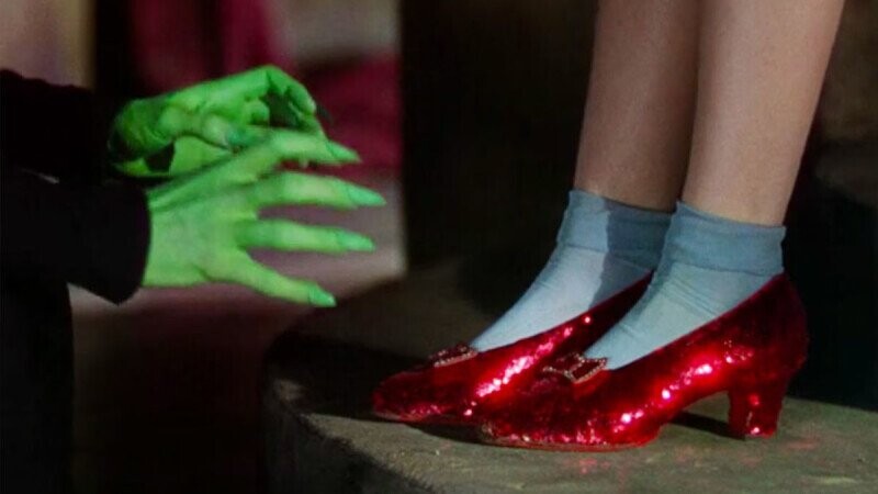 40 Righteous, Noble and Upstanding Bits of Trivia That You Still Kinda Wanna Smack for Some Reason