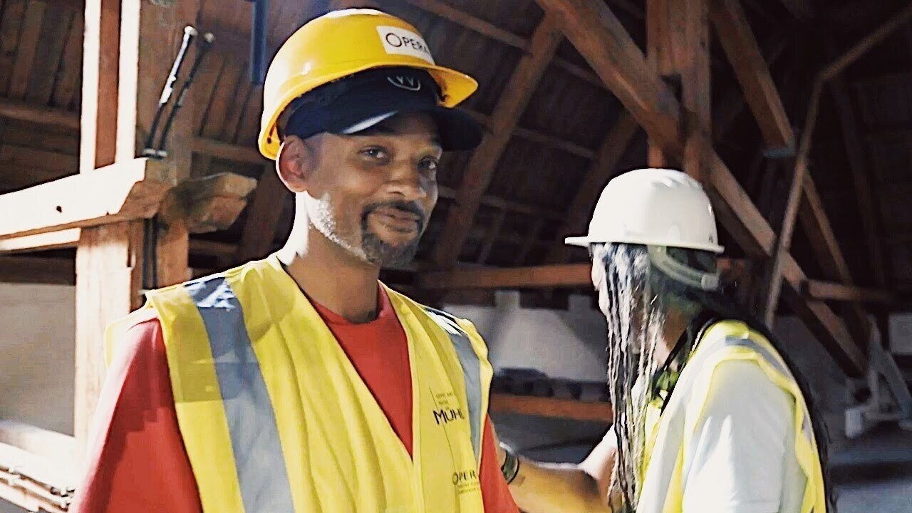 The Weirdest Jobs Celebrities Had Before Hollywood