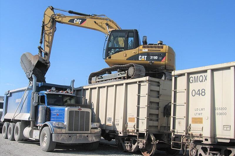 CAT CAT 319D LEE GMQX 048 PALLON 235200 LD LMT LOI 50800 LTWT