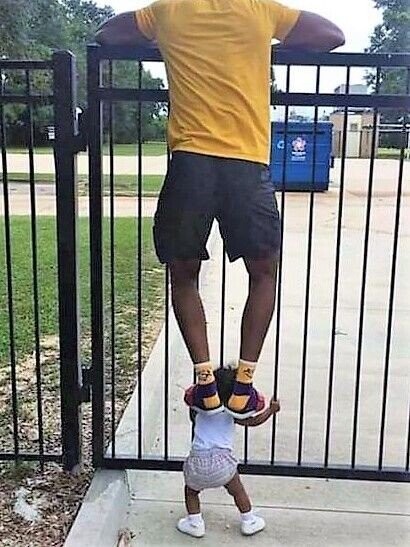 Photos Where Common Sense Has Left the Chat