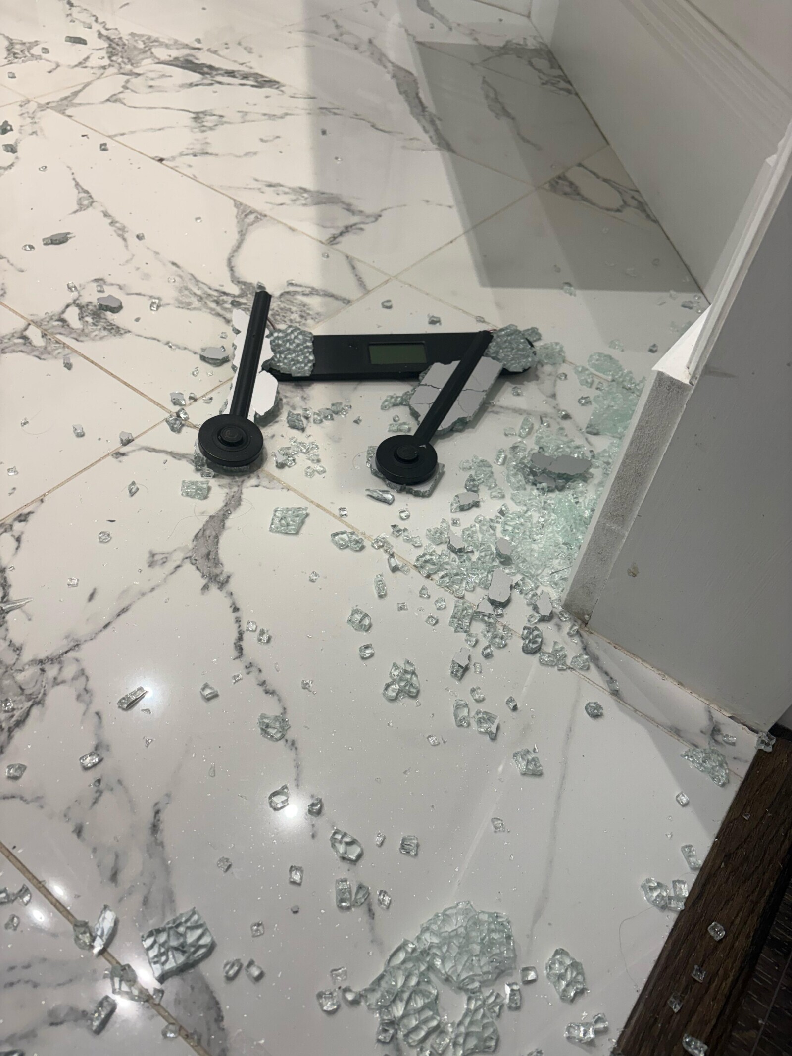 20 Pics Where an Eye Roll is the Only Logical Response