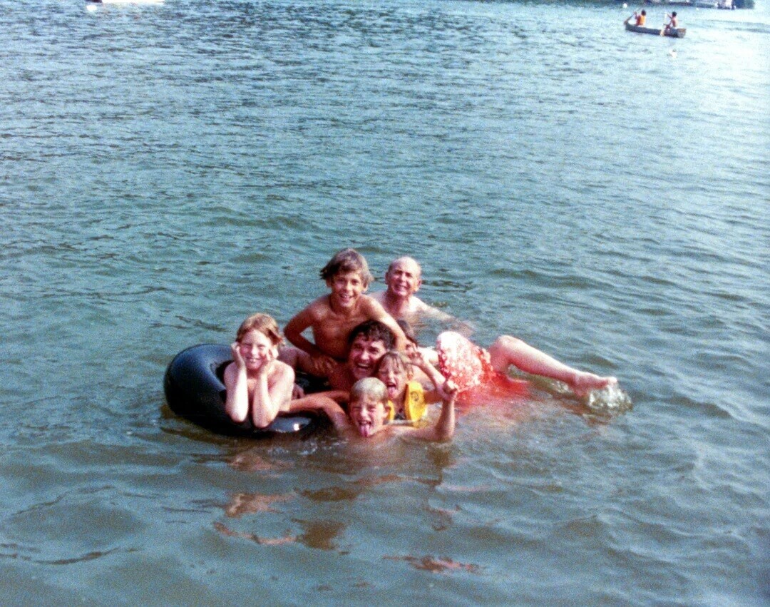 20 Photos From 1978 That Are A Total Mess