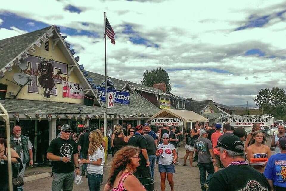 20 World Wide Festivals That Don't Make Sense to Us