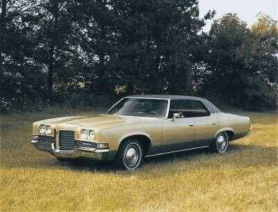 Classic Sedans So Big They Needed Their Own ZIP Code