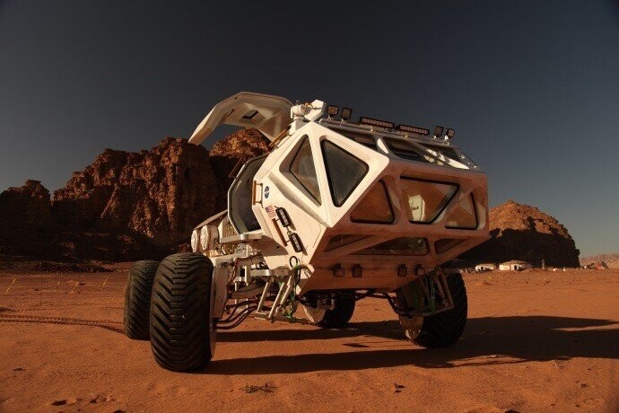 Images Showing What Colonizing Mars Might Look Like