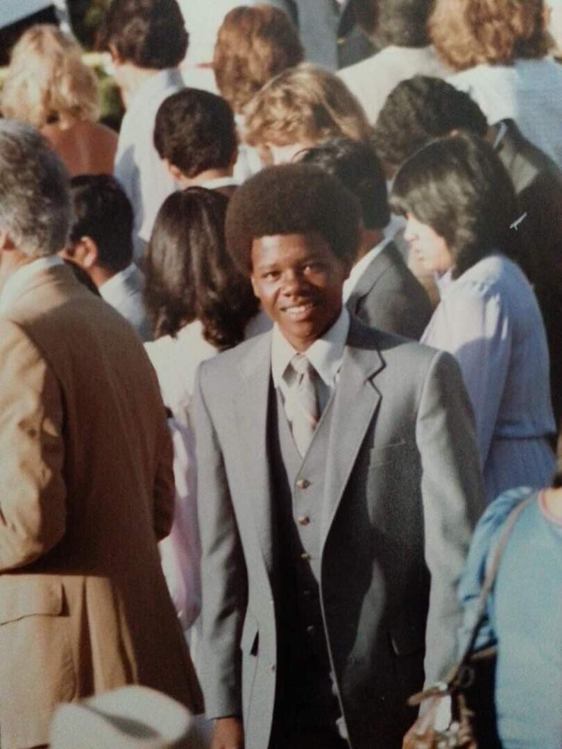 Fascinating Photos Showing the World in 1983