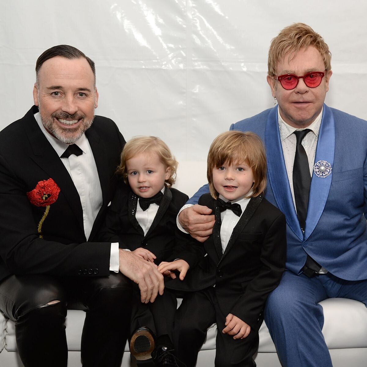 15 Photos of Musicians Being Normal People