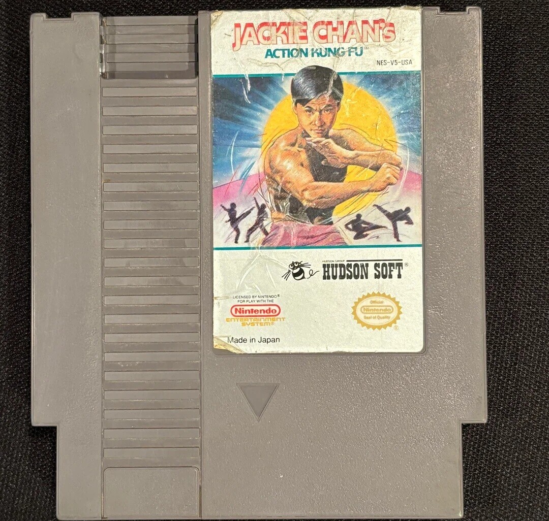 JACKIE CHAN'S ACTION KUNG FU NES-V5-USA USSON GAOUP HUDSON SOFT LICENSED BY NINTENDO FOR PLAY WITH THE Official Nintendo Nintendo Seat of Quality ENTERTAINMENT SYSTEM® Made in Japan 