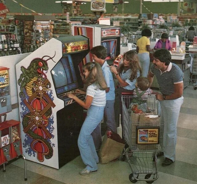 Photos Where the 1980s Take Us By Surprise