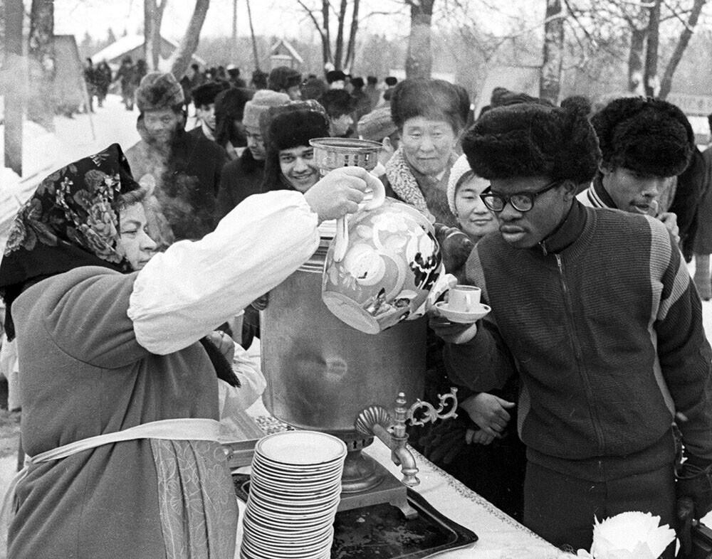 Photos of What Real Winter Looks Like in Soviet Russia