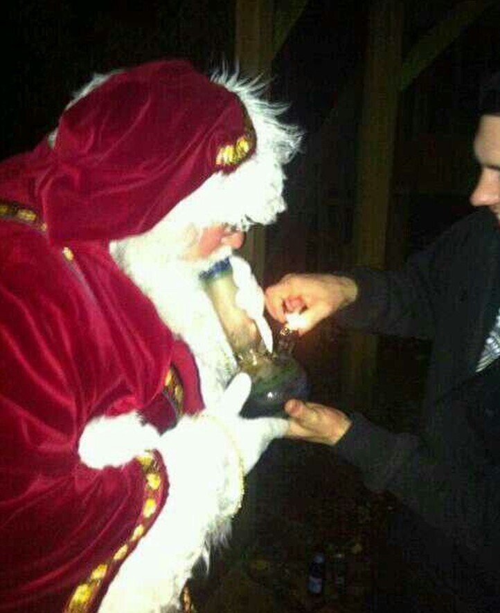 Christmas Photos Much More Naughty Than Nice