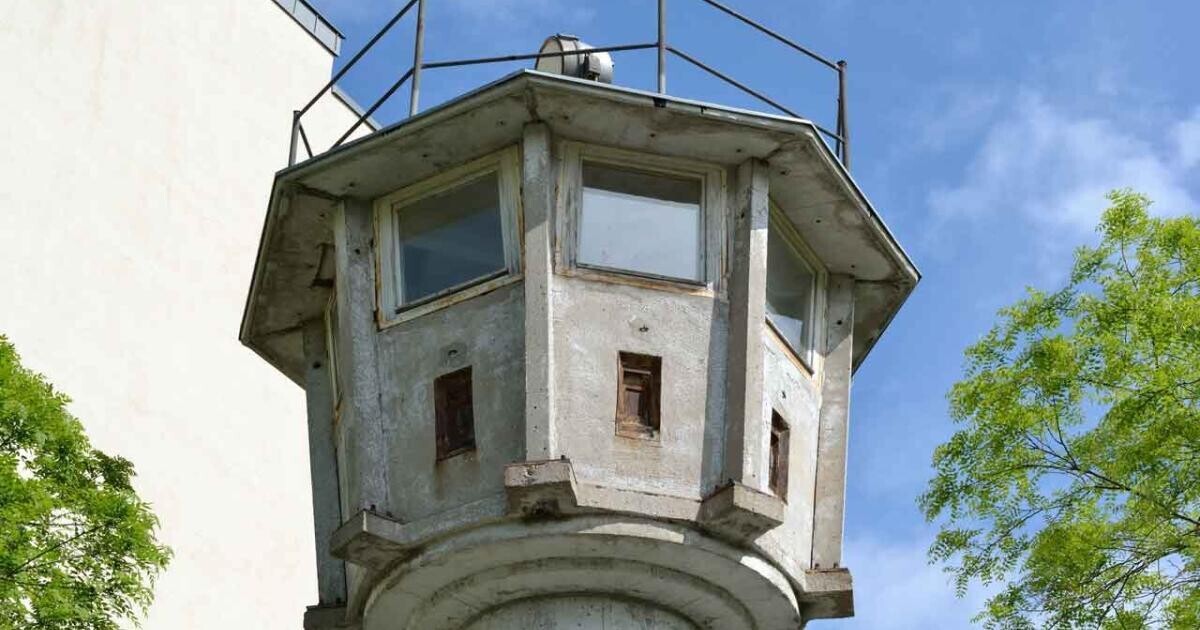 Orwellian Photos from the Year 1984