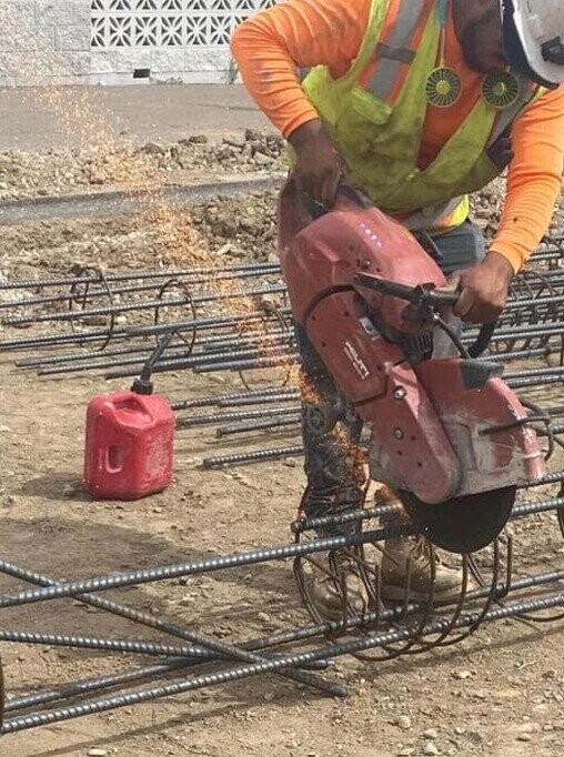 20 Extreme OSHA Violations Right Out In The Open