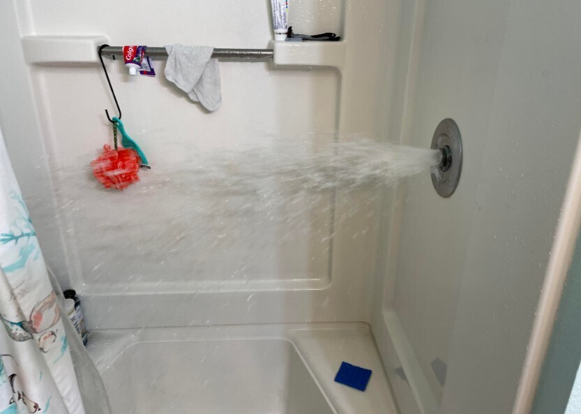 Photos Where Common Sense Took an Early Check-Out