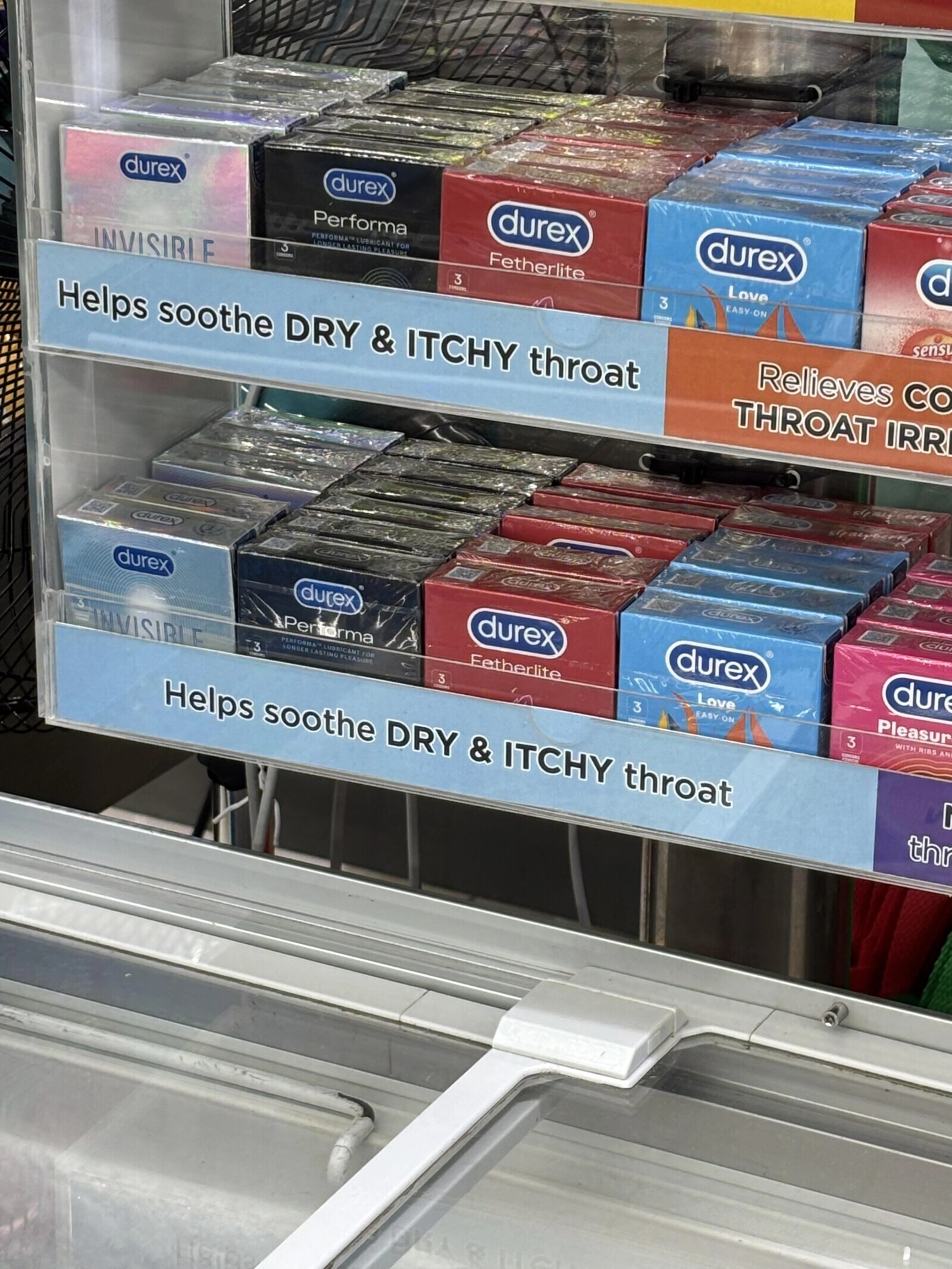 ® d durex durex durex durex Love Performa Fetherlite EASY ON PERFORMAT LUBRICANT FOR 3 sensu LONGERLASTING.PLEASURE 3 FUNDARS INVISIBLE Relieves CO THROAT IRR Helps soothe DRY & ITCHY throat Cutex S dur durex durex durex durex Pleasur Love Performa Fetherlite WITH RIBS AN EASY ON 3 PERFORMA ~ LUBRICANT FOR 3 INVISIBLE LONGER LASTING PLEASURE 3 3 G Helps soothe DRY & ITCHY throat thr