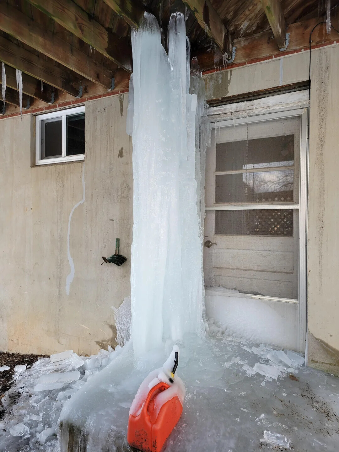 DIY Projects That Look Like an ER Visit is Incoming