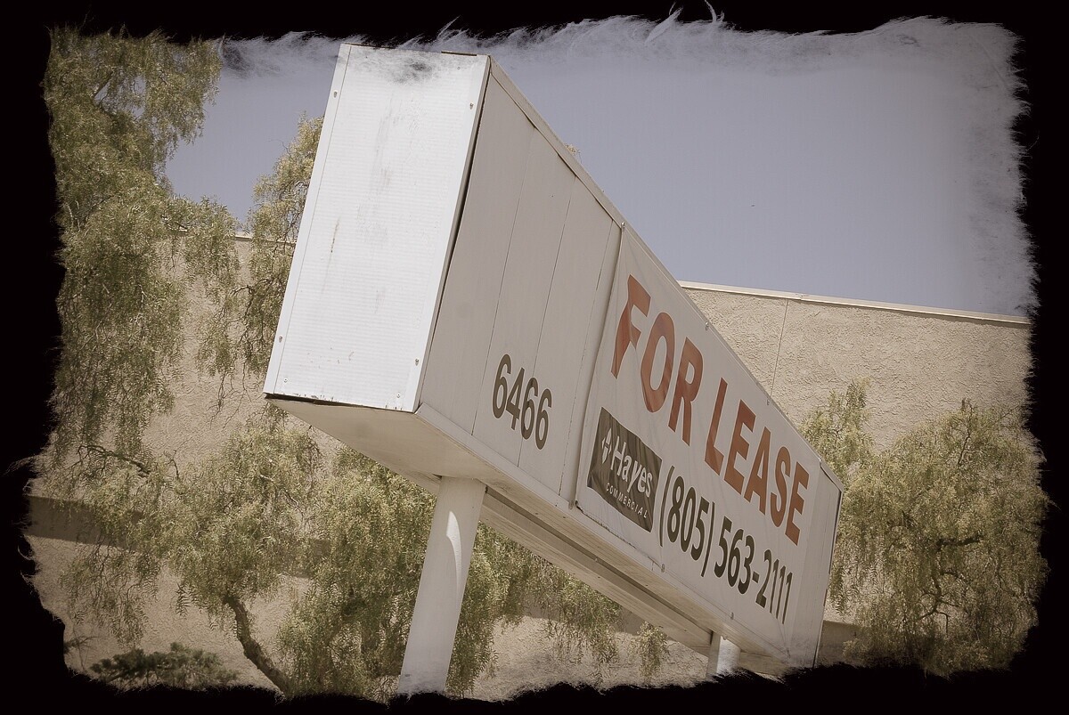 FOR LEASE 6466 +Hayes COMMERCIAL (805)563-2101