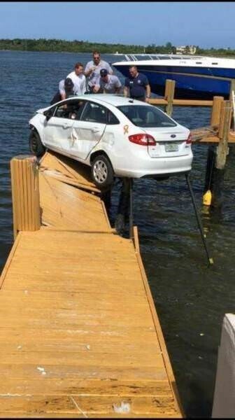 Photos Where Common Sense Took an Early Check-Out