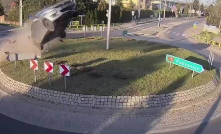 Cars That Thought They Could Become Planes