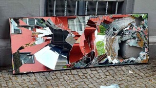 Photos Where Daily Life Feels Too Surreal to Be Real