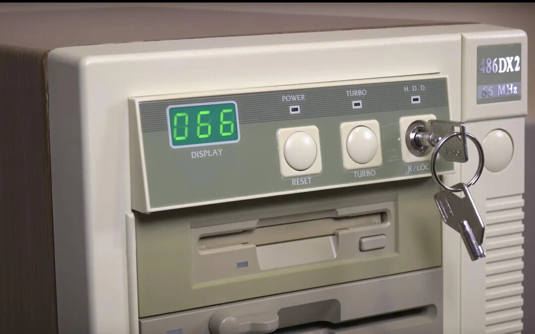 486DX2 H.D.D. TURBO POWER 65 MHz 066 DISPLAY K/LOC TURBO RESET