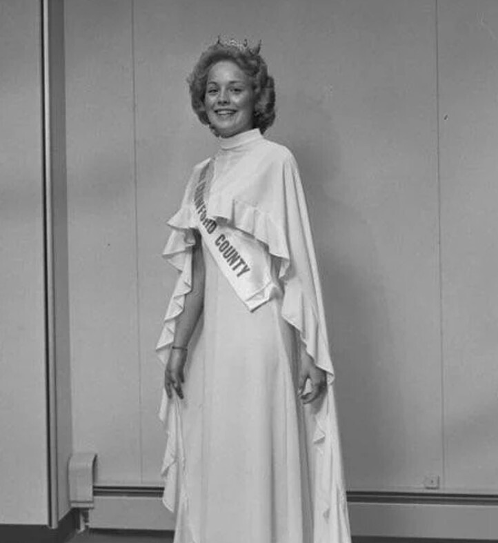 Sharon Stone, Photos from the Very Beginning