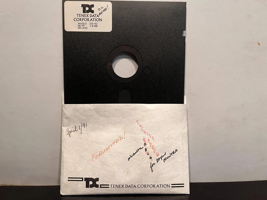 TX D.L CORPORATION TENEX DATA MASTER! 49-00-2 DS HD 96 TPI 1.6 MB MD 2HD April 1/91 Des G FORMATTED! INVANAL ac PRINTER for zupon DC TENEX DATA CORPORATION