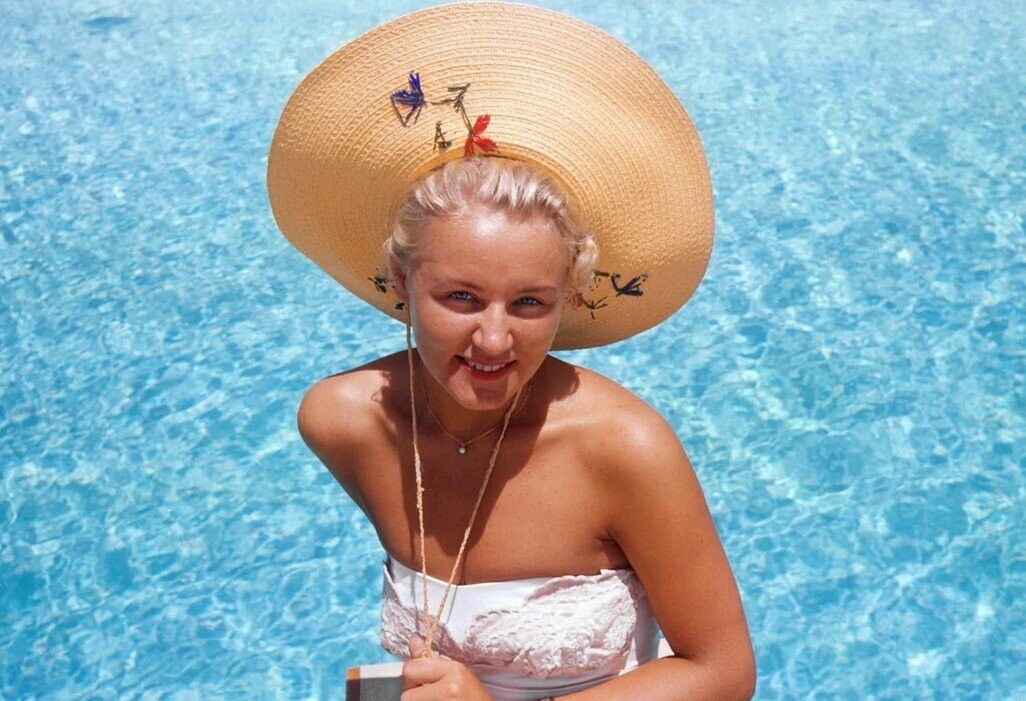 Vintage Photos With a Nice Coppertone Tan