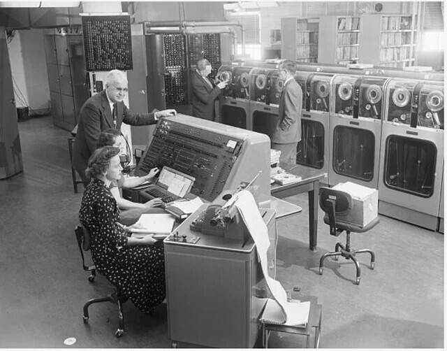 Early Home Computers That Were Bigger Than Your Dog